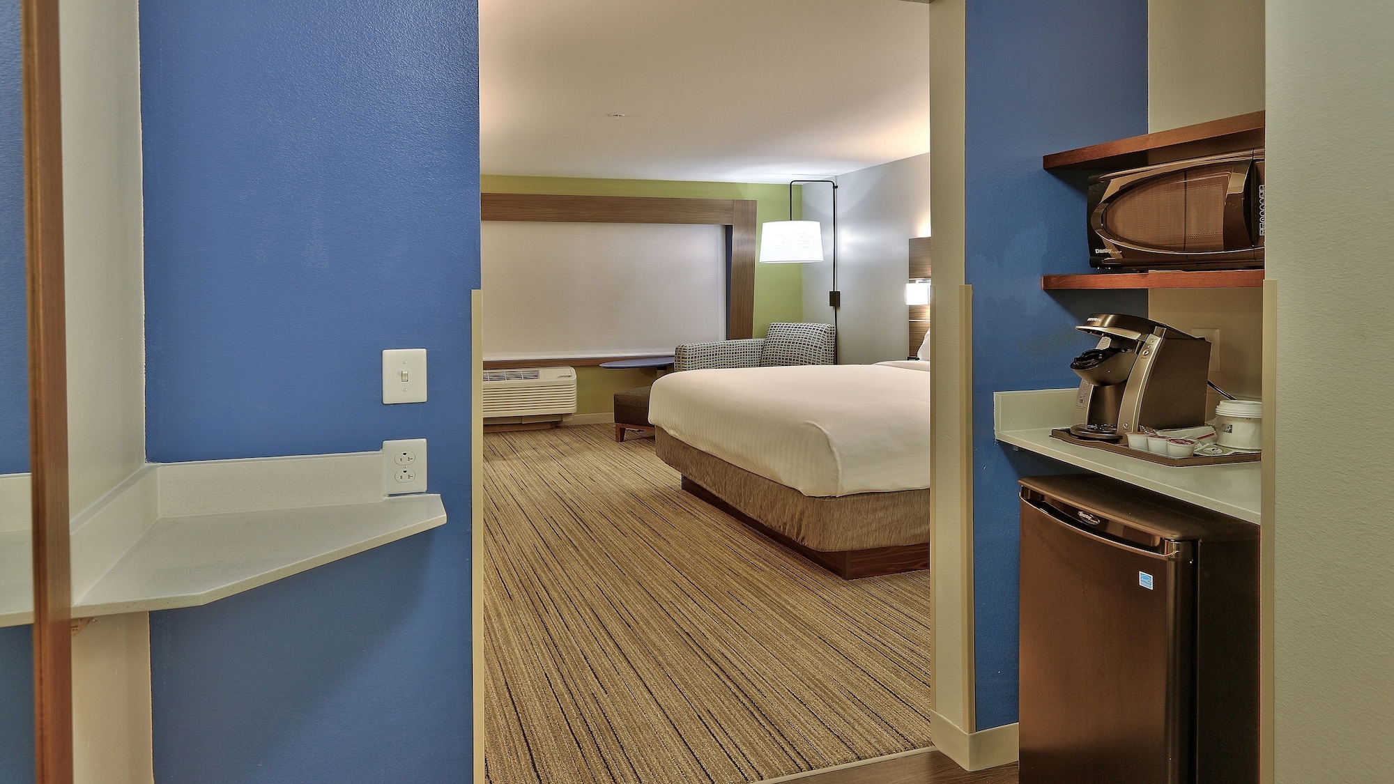 holiday inn express and suites broomfield by ihg