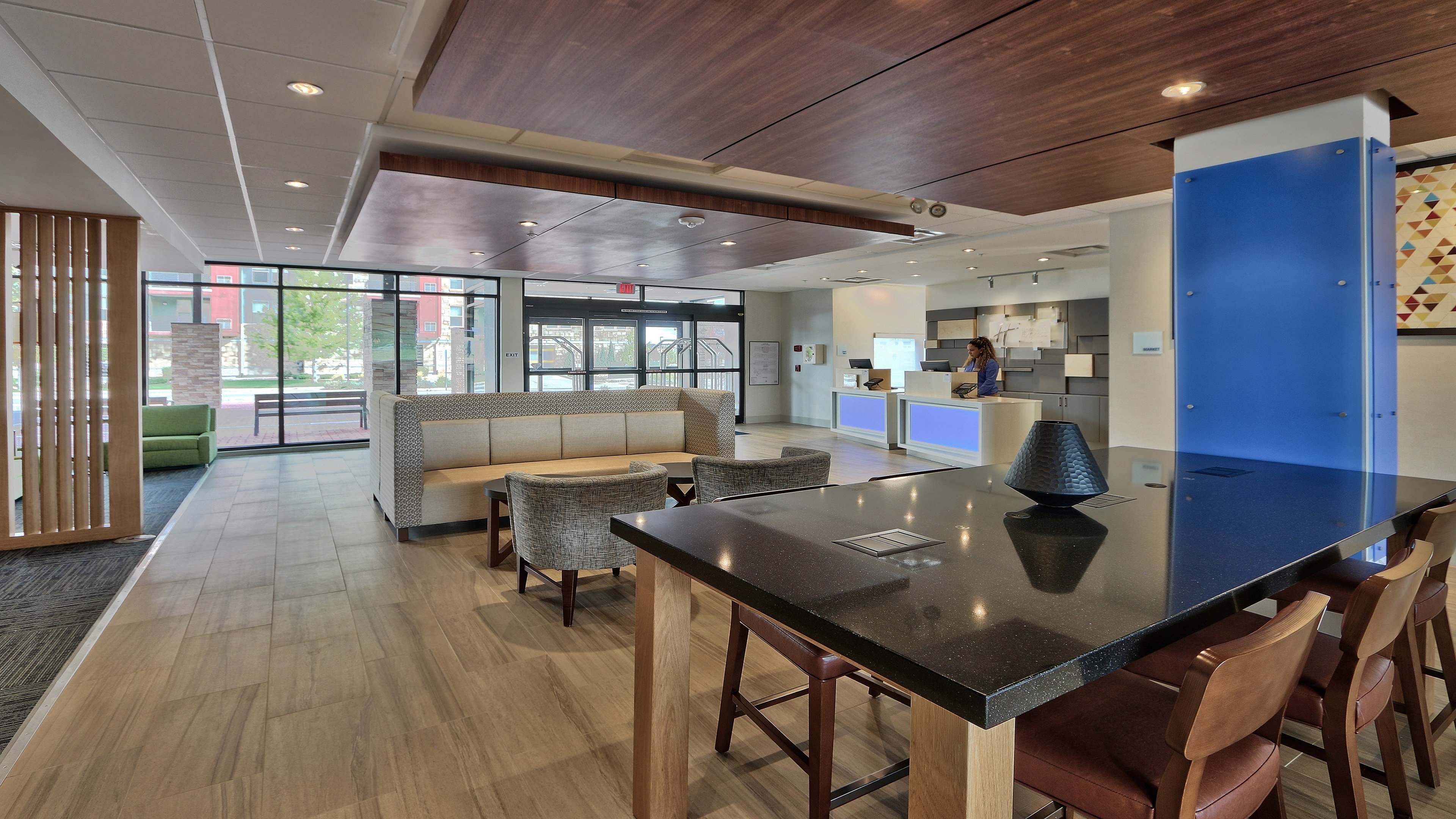 holiday inn express and suites broomfield by ihg