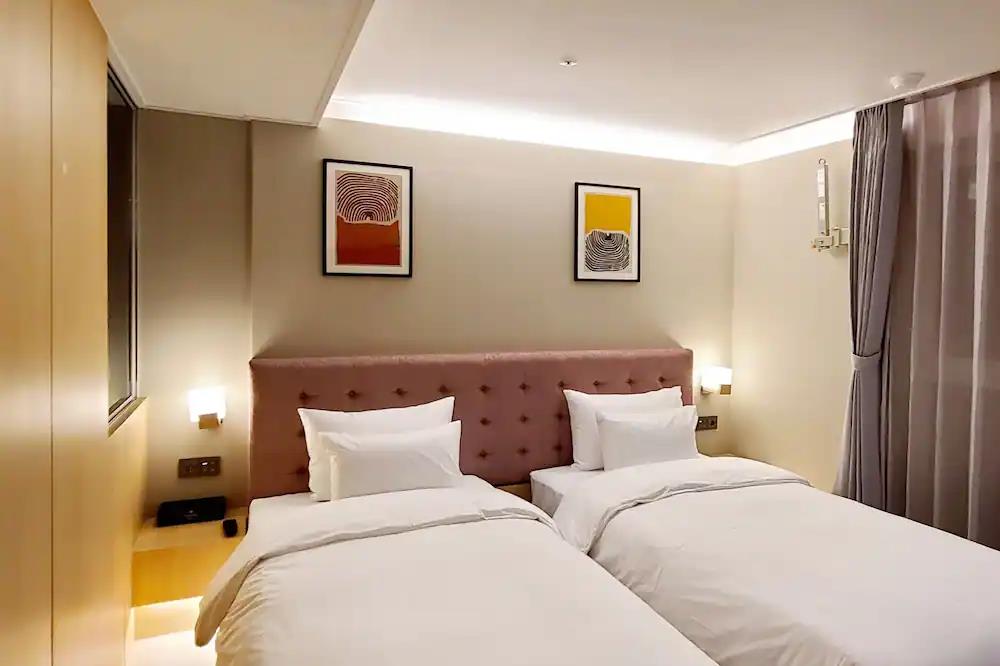 hound hotel busan station