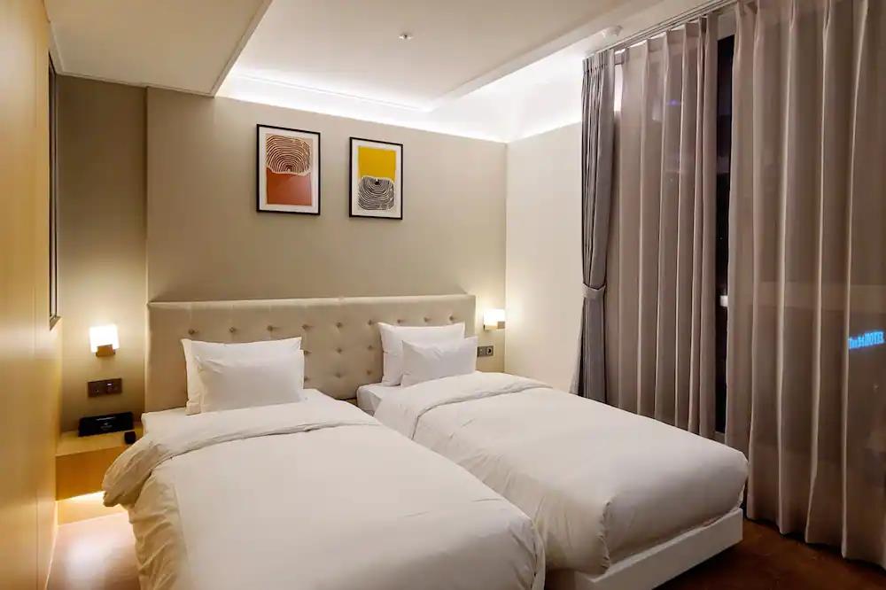 hound hotel busan station