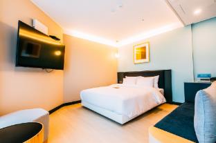 hound hotel busan station