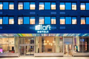 aloft long island city manhattan view