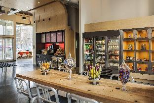 aloft long island city manhattan view