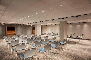 aloft long island city manhattan view