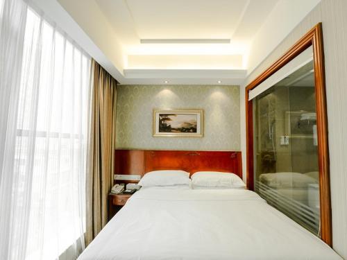 vienna hotel dongguan hou street wanda plaza