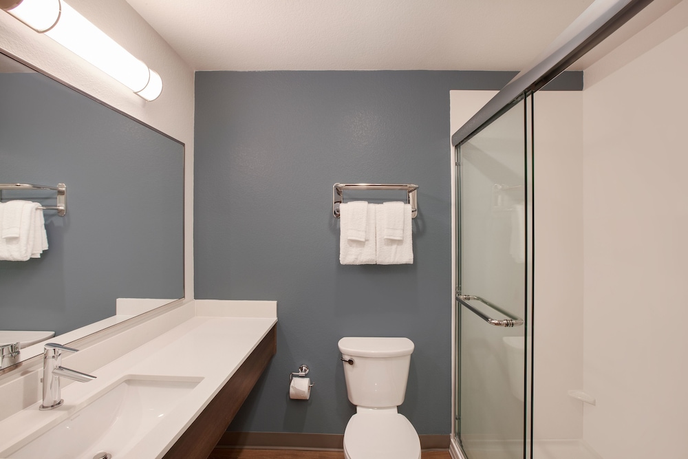 woodspring suites houston iah airport