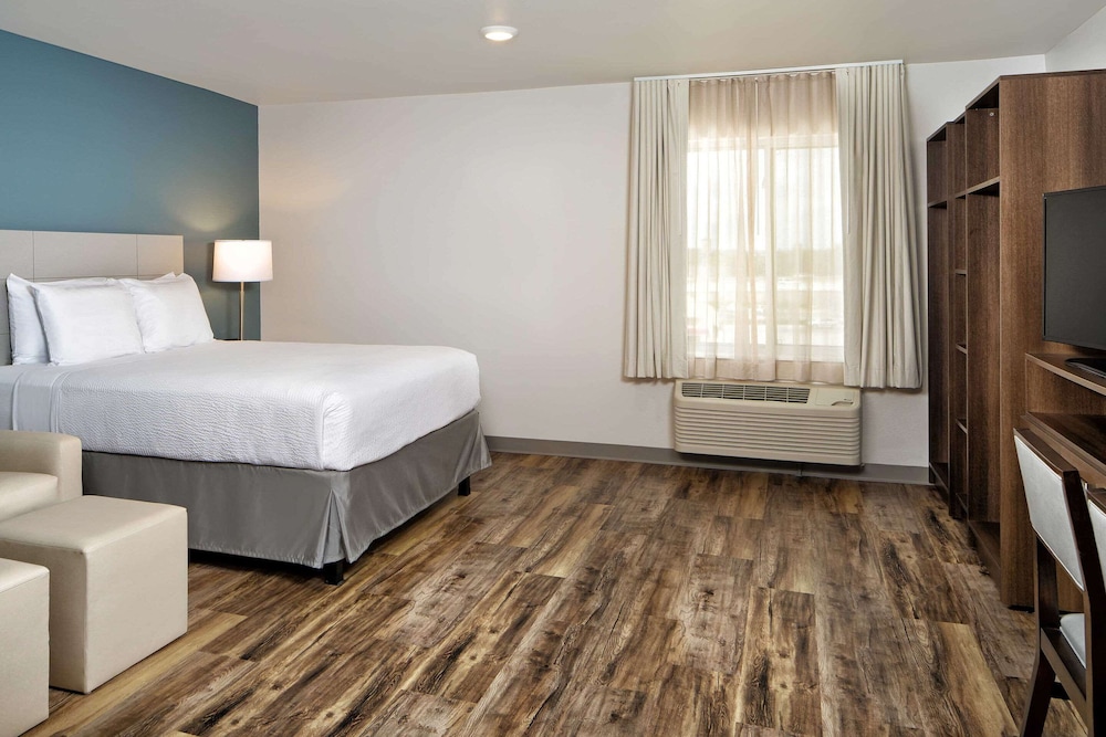 woodspring suites houston iah airport