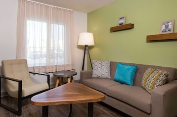 woodspring suites houston iah airport