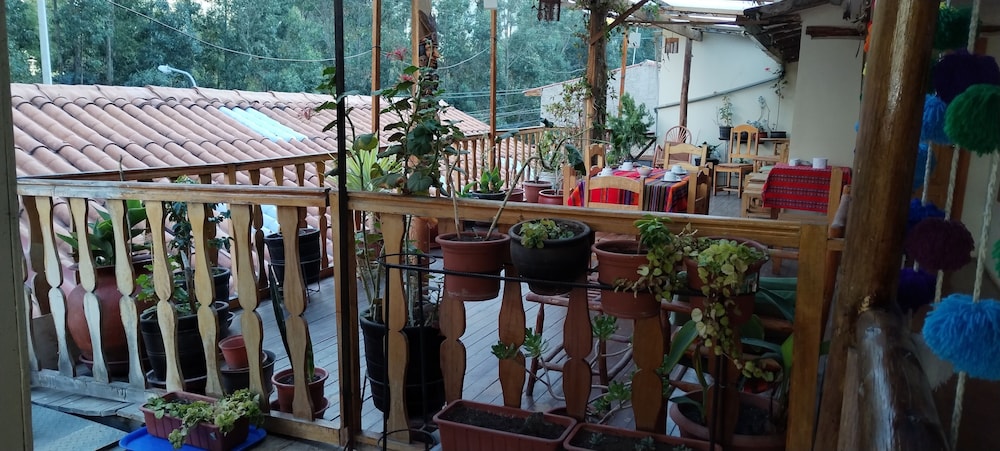 ollantaytampu hostel patacalle