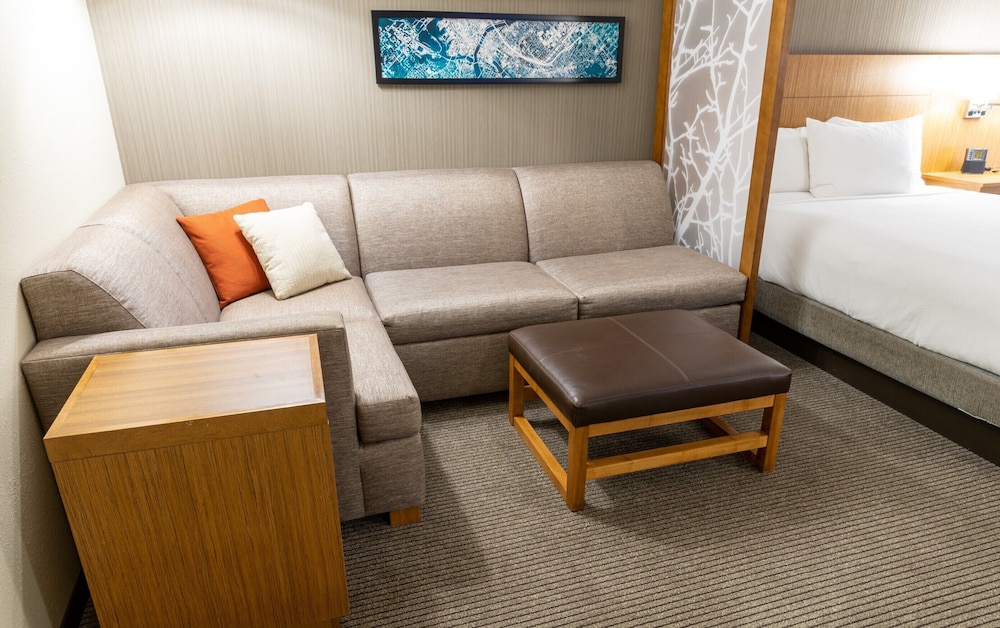 hyatt place west des moines jordan creek