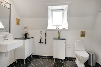 sweethome guesthouse