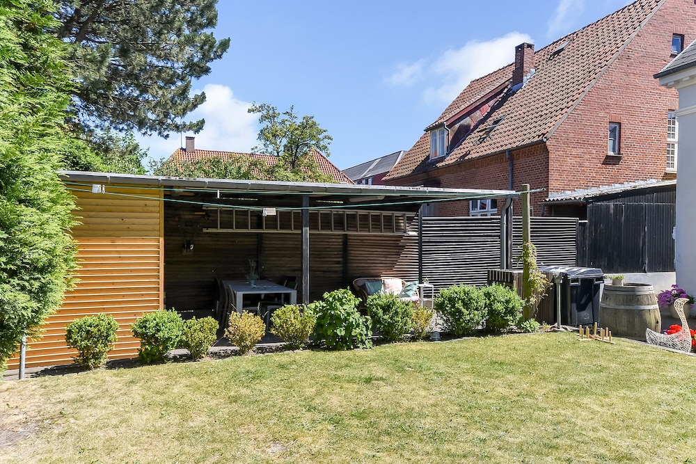 sweethome guesthouse