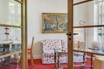 sweethome guesthouse