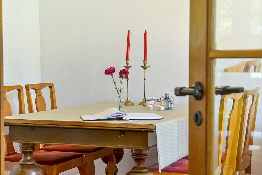 sweethome guesthouse