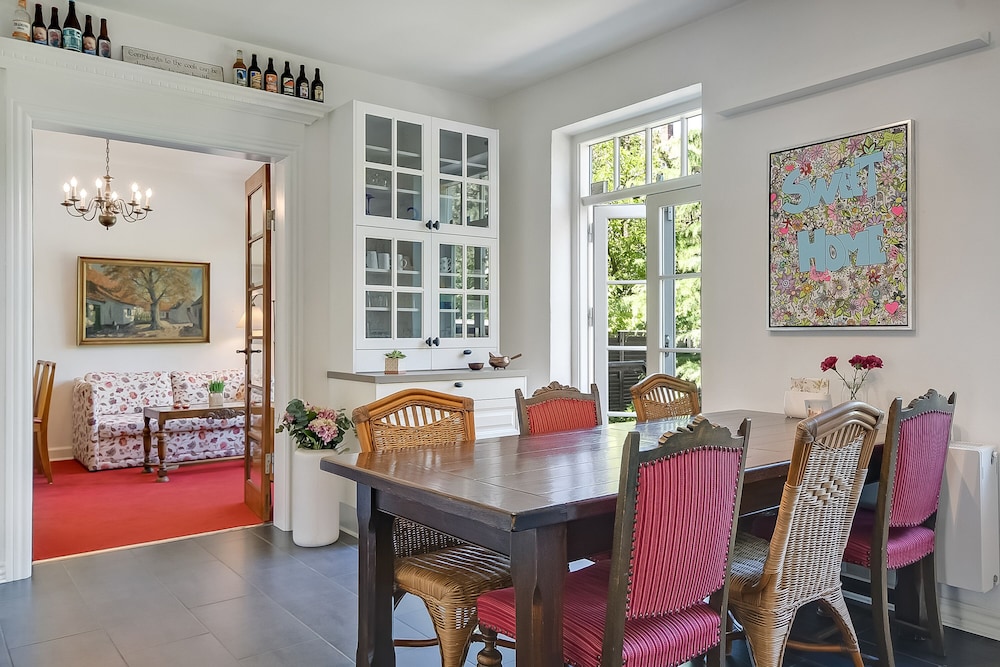 sweethome guesthouse