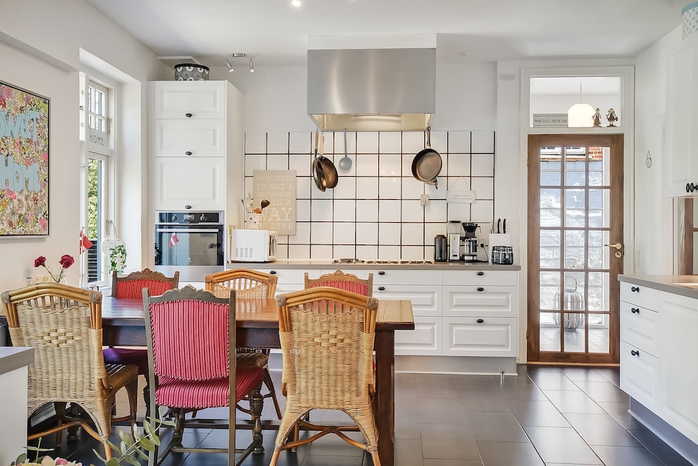 sweethome guesthouse