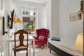 sweethome guesthouse