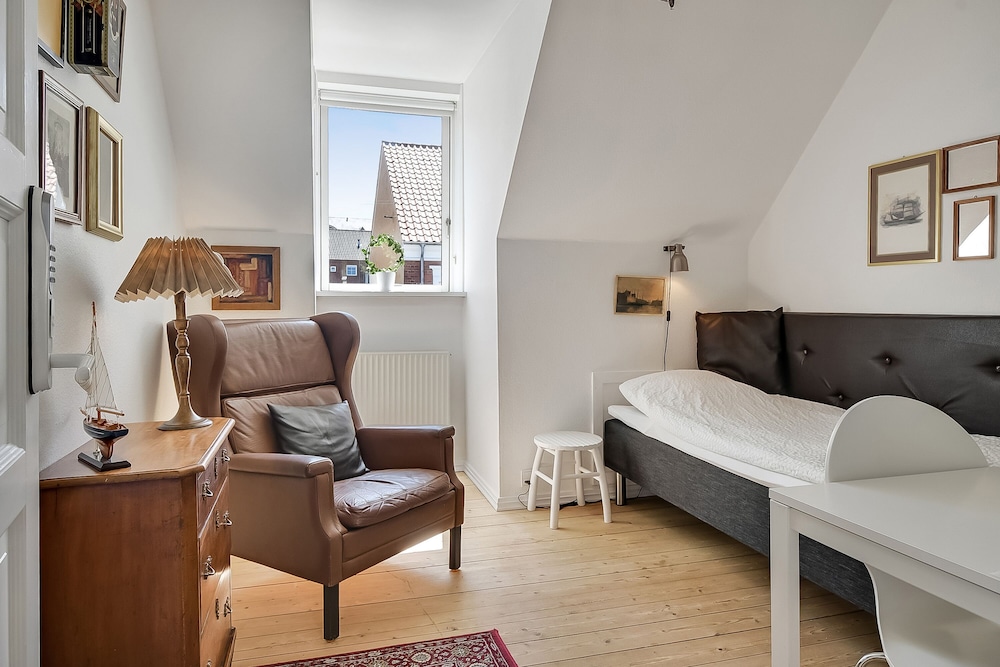 sweethome guesthouse