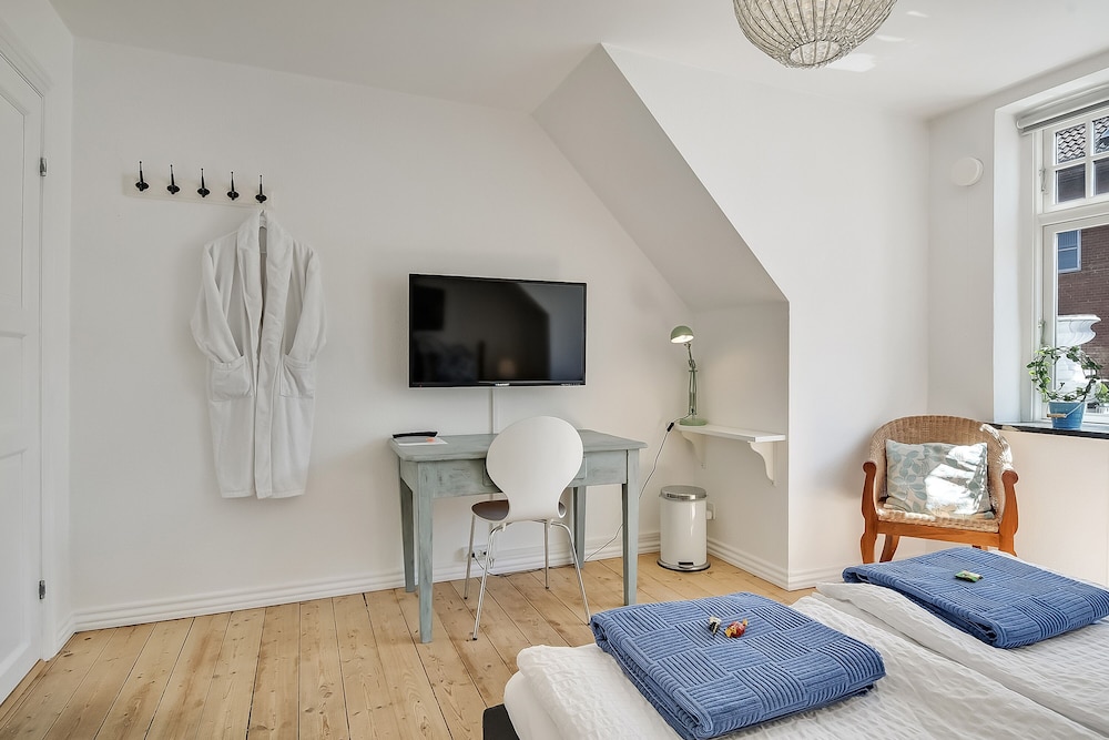 sweethome guesthouse