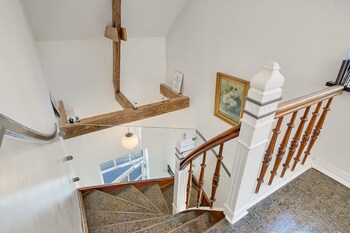 sweethome guesthouse