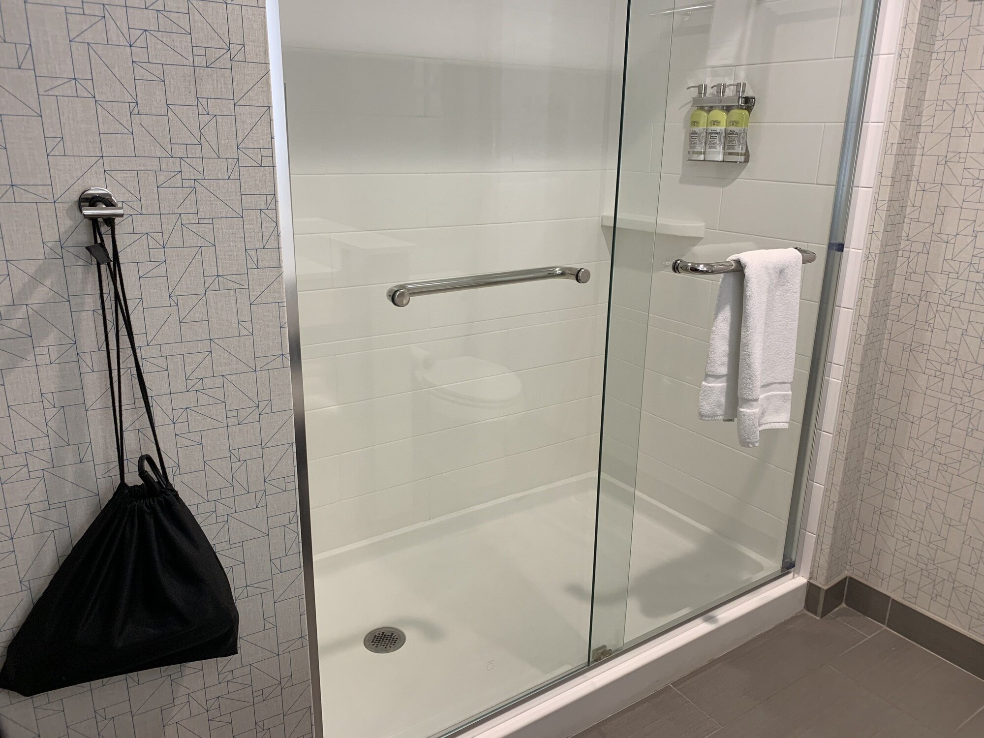 holiday inn express and suites moore by ihg