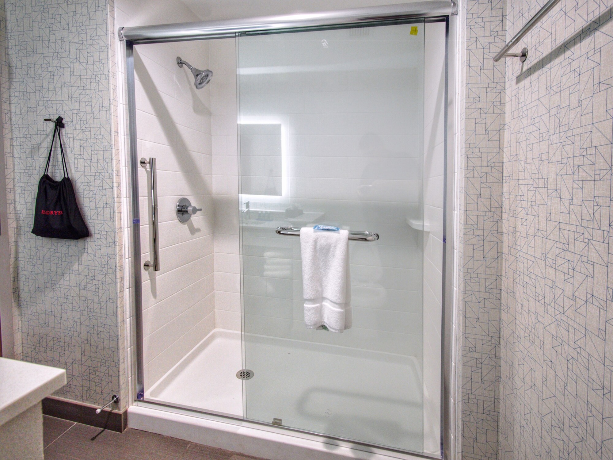 holiday inn express and suites moore by ihg