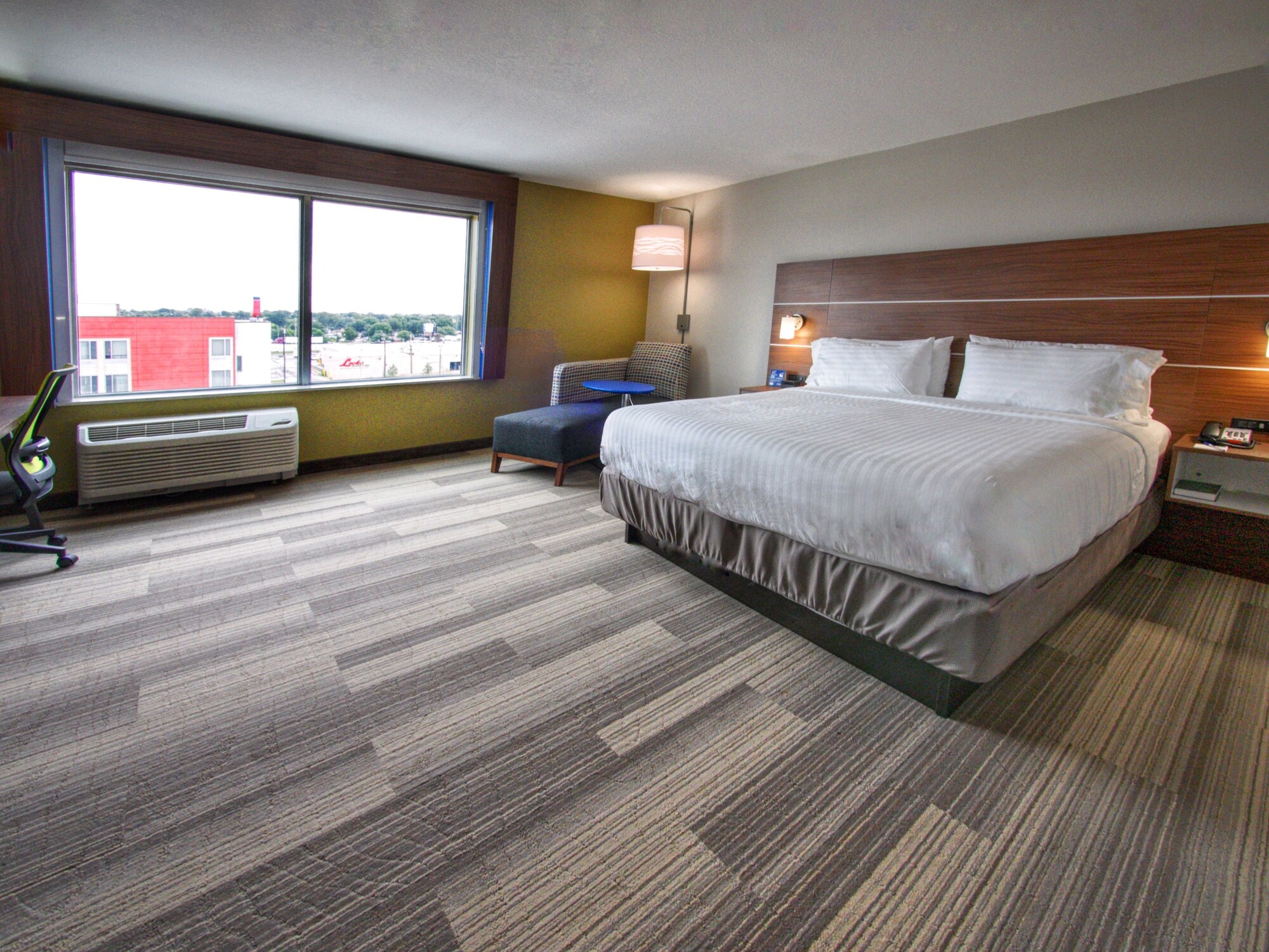 holiday inn express and suites moore by ihg