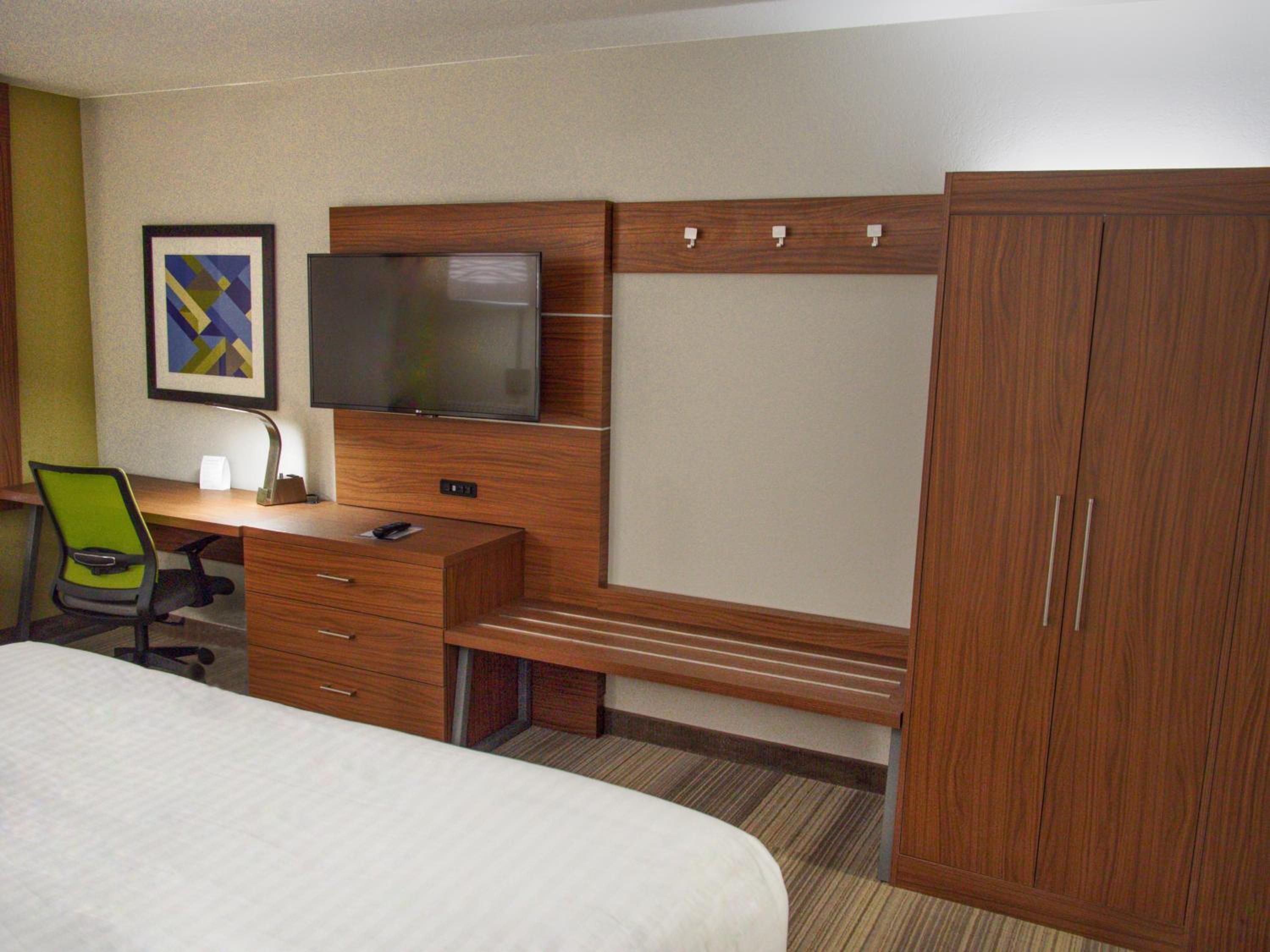 holiday inn express and suites moore by ihg