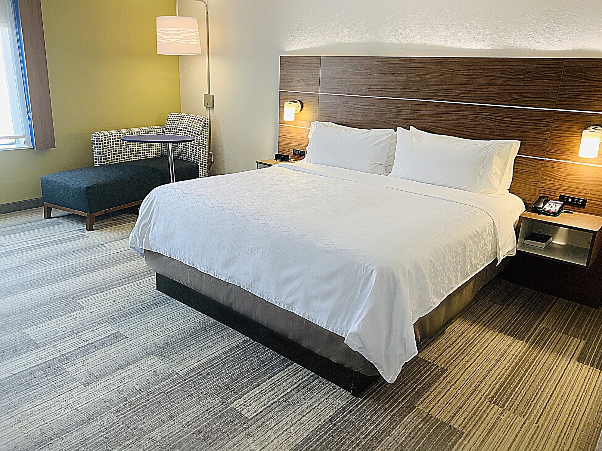 holiday inn express and suites moore by ihg