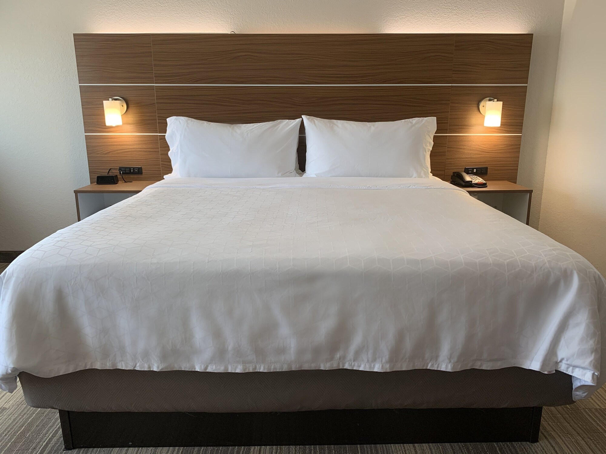 holiday inn express and suites moore by ihg