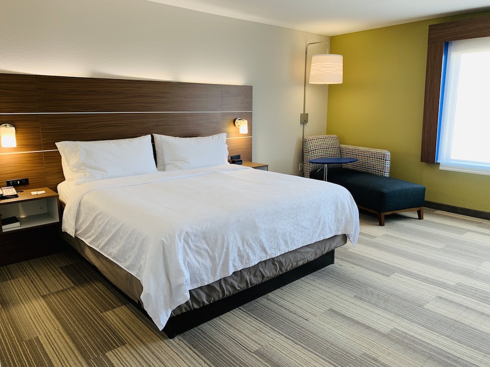 holiday inn express and suites moore by ihg