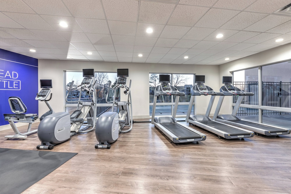 holiday inn express and suites moore by ihg
