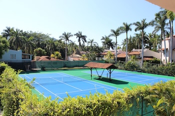 thompson zihuatanejo a beach resort by hyatt