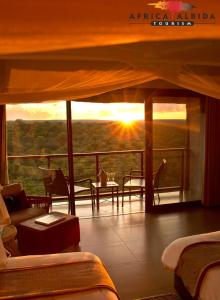 Victoria Falls Safari Club,Hwange National Park>>Hwange,5 star