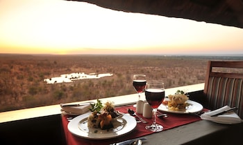 Victoria Falls Safari Lodge,Hwange National Park>>Hwange,4 star
