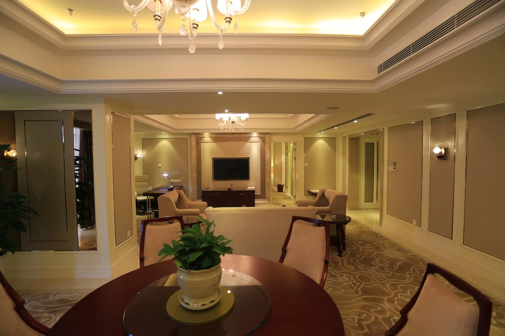 baoji jianguo hotel