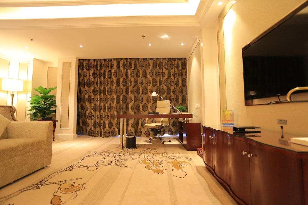 baoji jianguo hotel