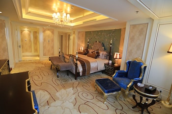 baoji jianguo hotel