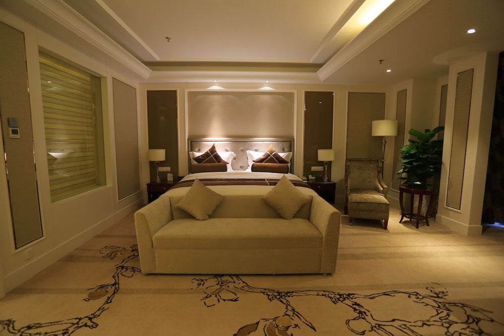 baoji jianguo hotel