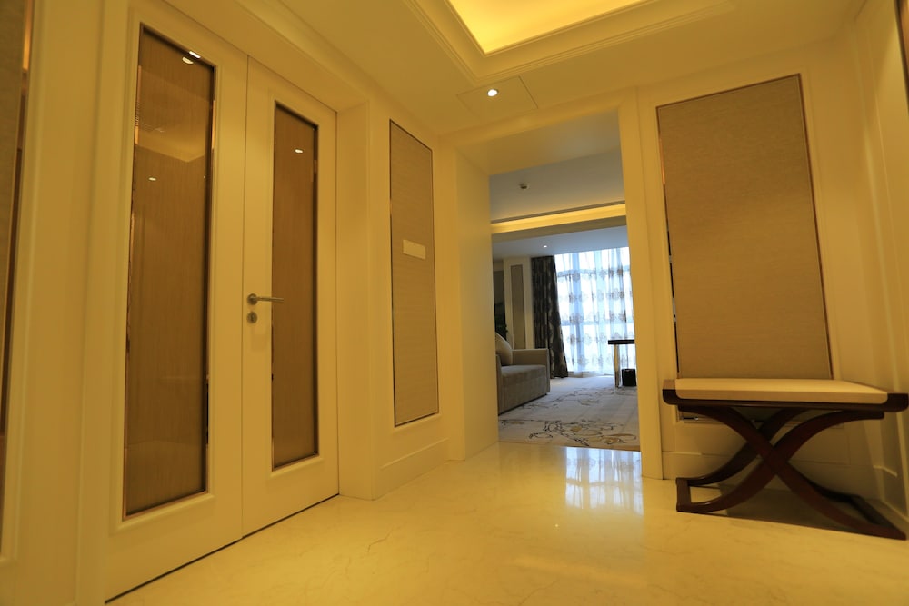 baoji jianguo hotel