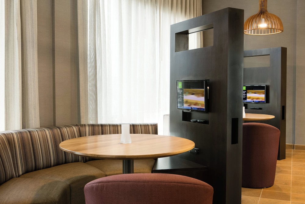 courtyard by marriott omaha bellevue beardmore event center