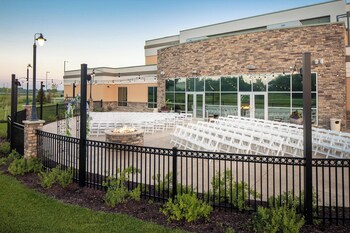 courtyard by marriott omaha bellevue beardmore event center