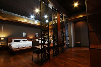 the loft room nimman