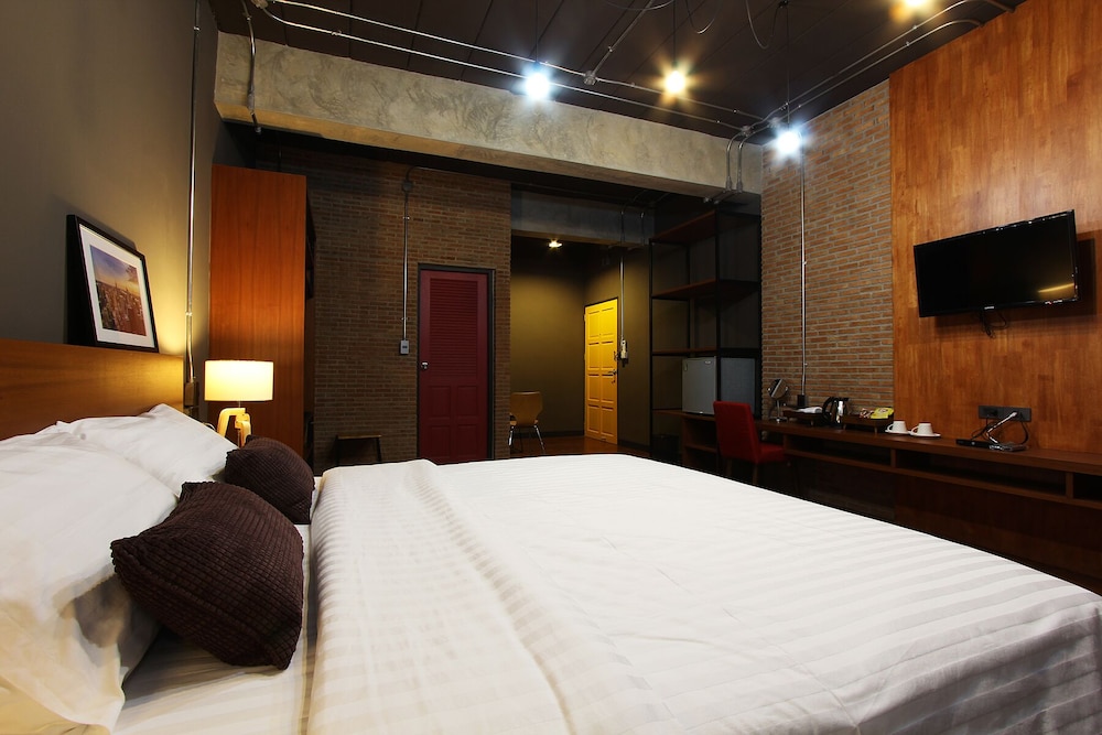 the loft room nimman