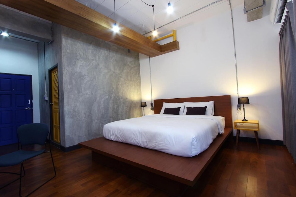 the loft room nimman