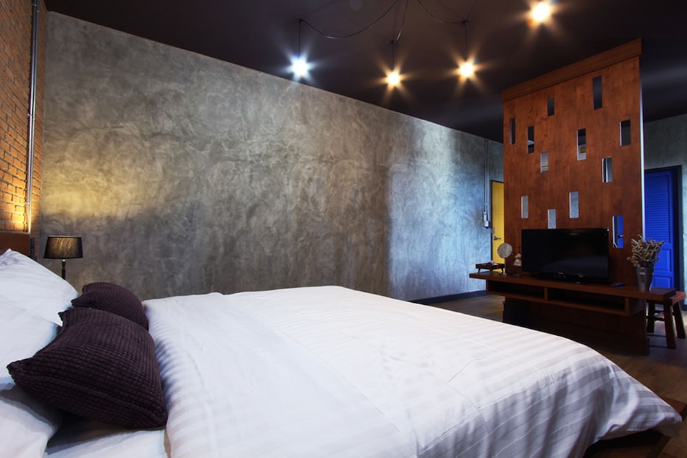 the loft room nimman