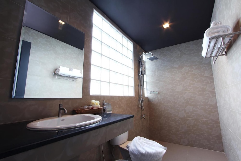 the loft room nimman