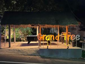 the grand tree resort