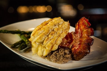 the delavan hotel and spa