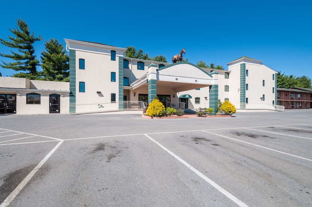 rodeway inn and suites charles town wv